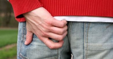 Как выбрать свечи при геморрое с кровотечением